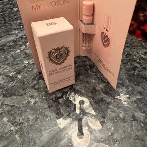 Dolce & Gabbana My Devotion Eau de Parfum Deluxe Sample and Sample